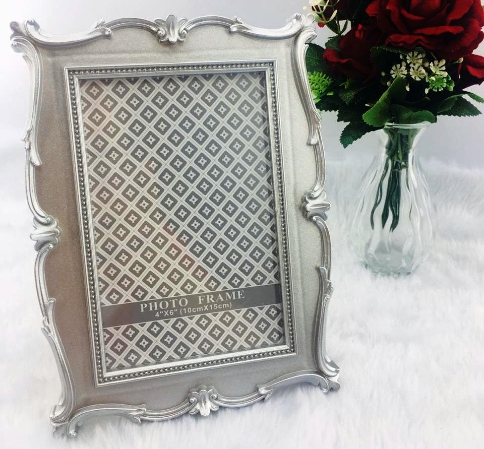 Porta Retrato Plástico Colonial - Prata