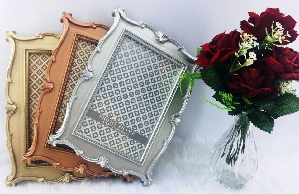 Porta Retrato Plástico Colonial - Prata