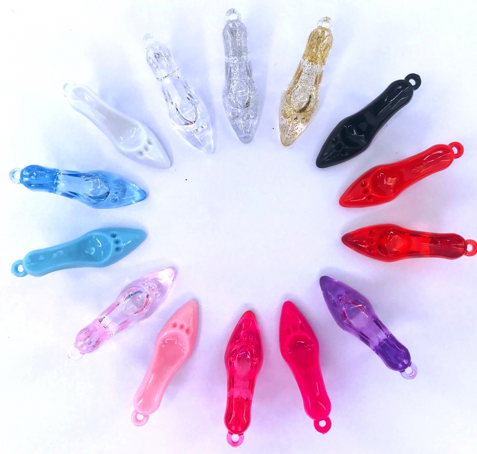 Produtos \u003e Artesanatos e Armarinhos \u003e Sapato Acrílico Mini 37mm - Lilás  Cristal | Distribuidora Madú - Artesanato e Artigos para Festa