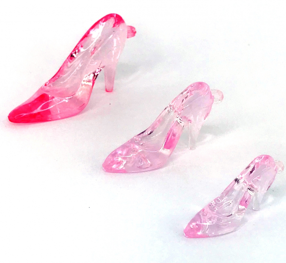 Produtos \u003e Artesanatos e Armarinhos \u003e Miniaturas \u003e Sapato Acrílico Grande  64mm - Rosa Cristal | Distribuidora Madú - Artesanato e Artigos para Festa