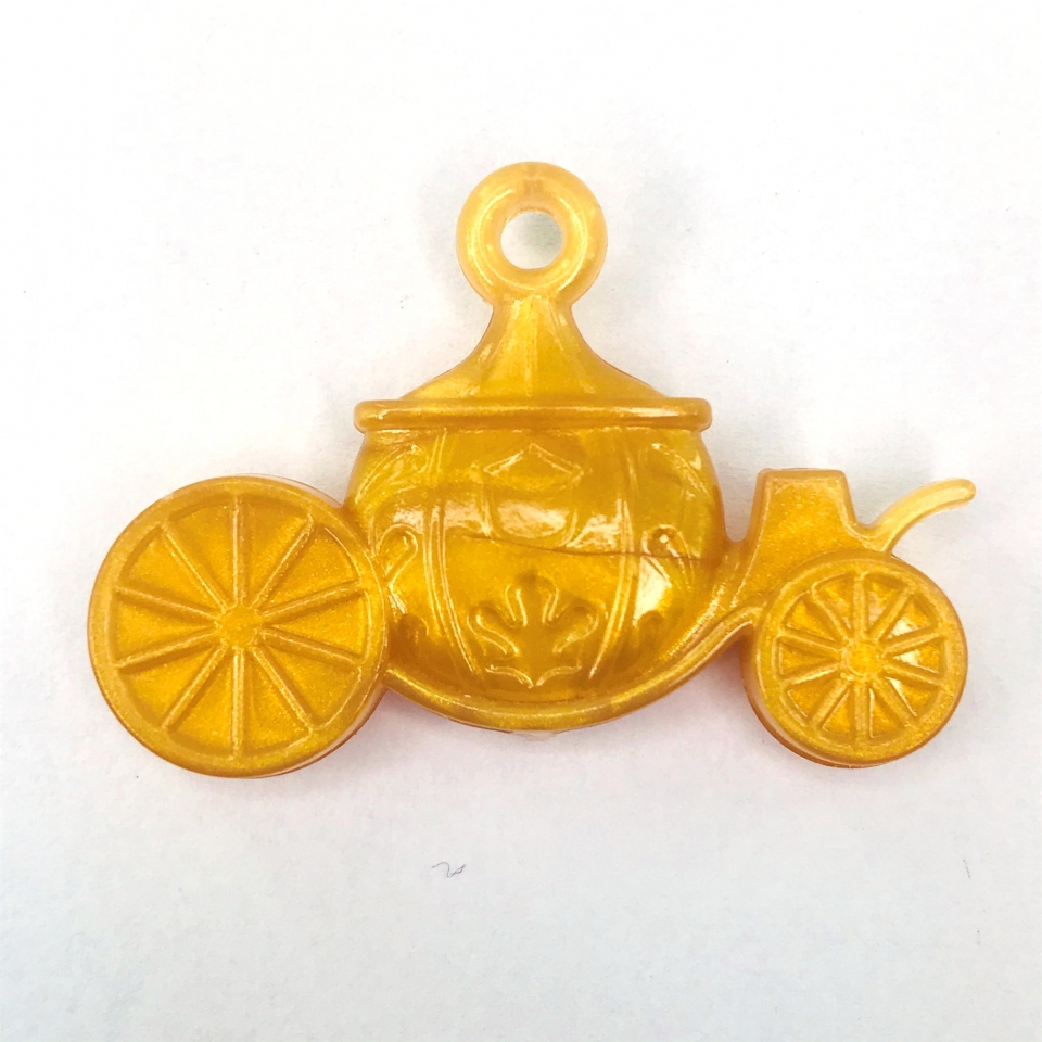 Carruagem Acrílica 40x27mm Pct 250g - Dourada