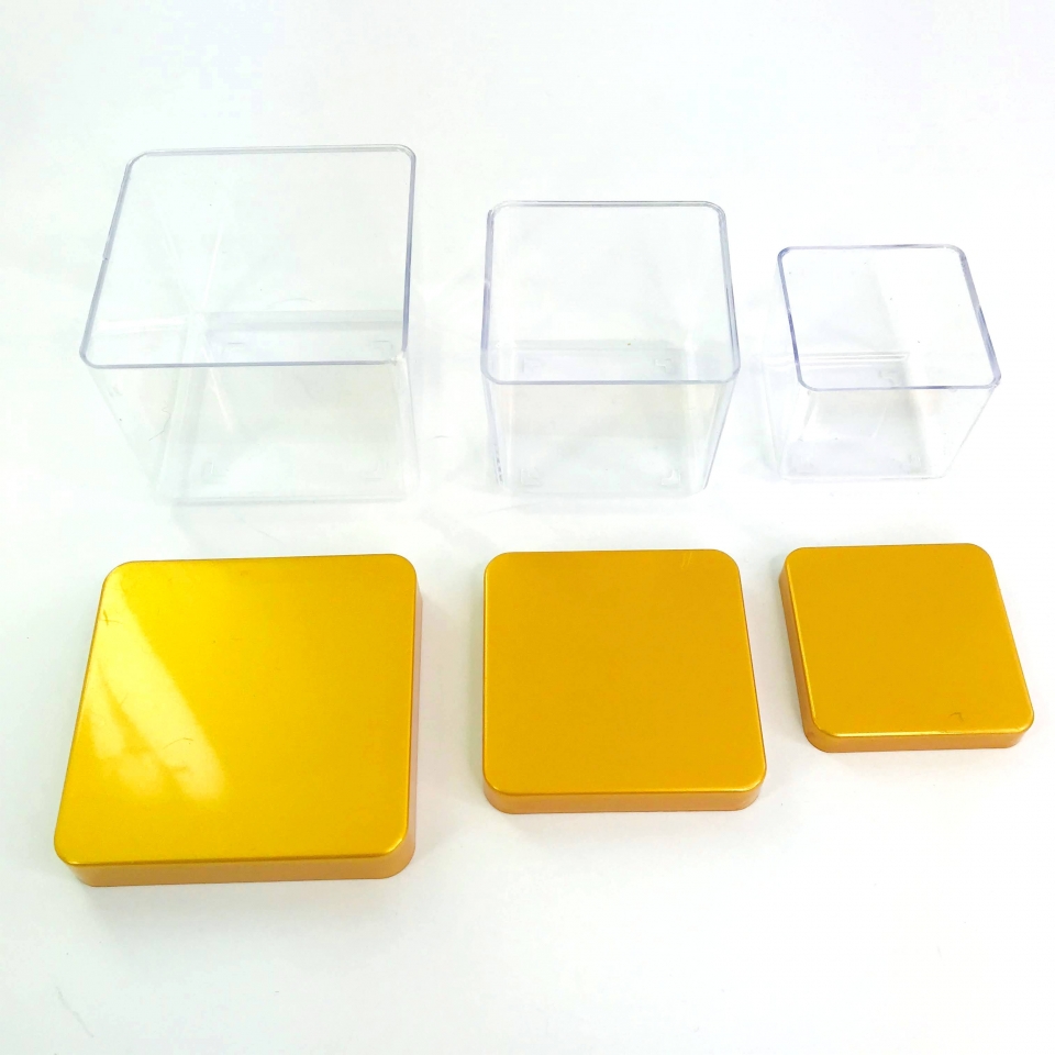 Caixa Acrílica 6x6cm - Tampa Ouro Perolado