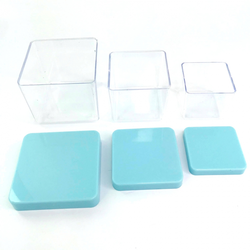 Caixa Acrílica 6x6cm - Tampa Azul Bebê