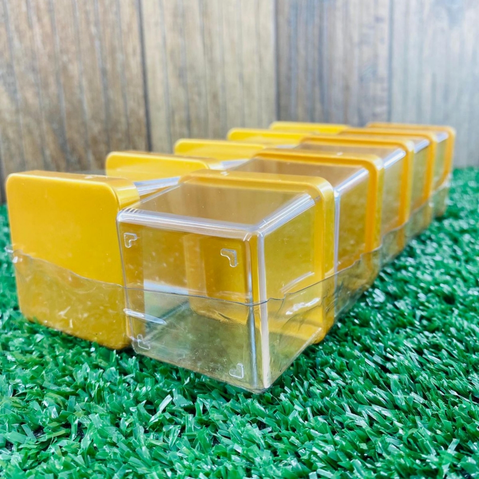 Caixa Acrílica 5x5cm - Tampa Ouro Perolado