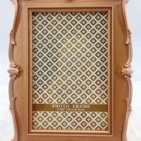 Porta Retrato Plstico Colonial - Ouro Ros 